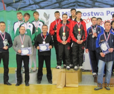 Srebrny Medal w Drużynowych Mistrzostwach Polski Juniorów w szpadzie