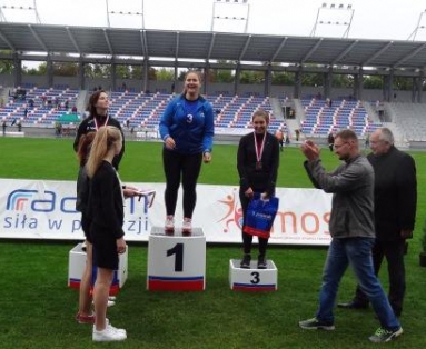 Katarzyna Szczyrba Mistrzynią Polski Młodziczek w rzucie młotem